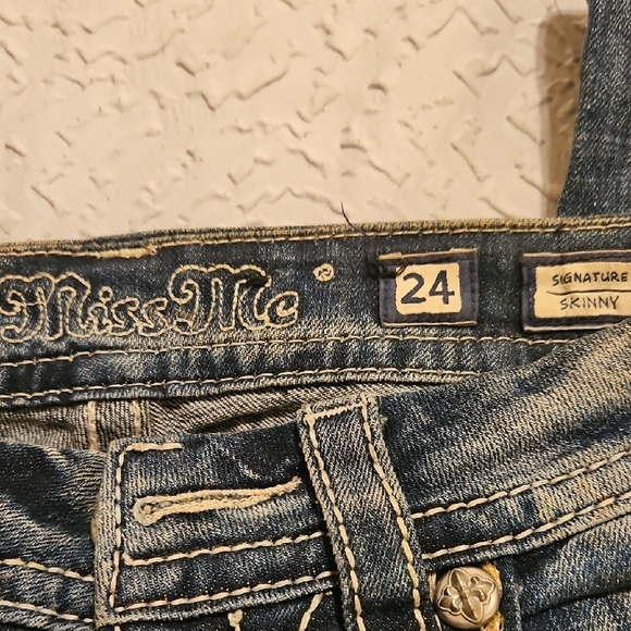 Miss Me Blue Skinny Jeans with Cream Lace - Picture 2 of 5